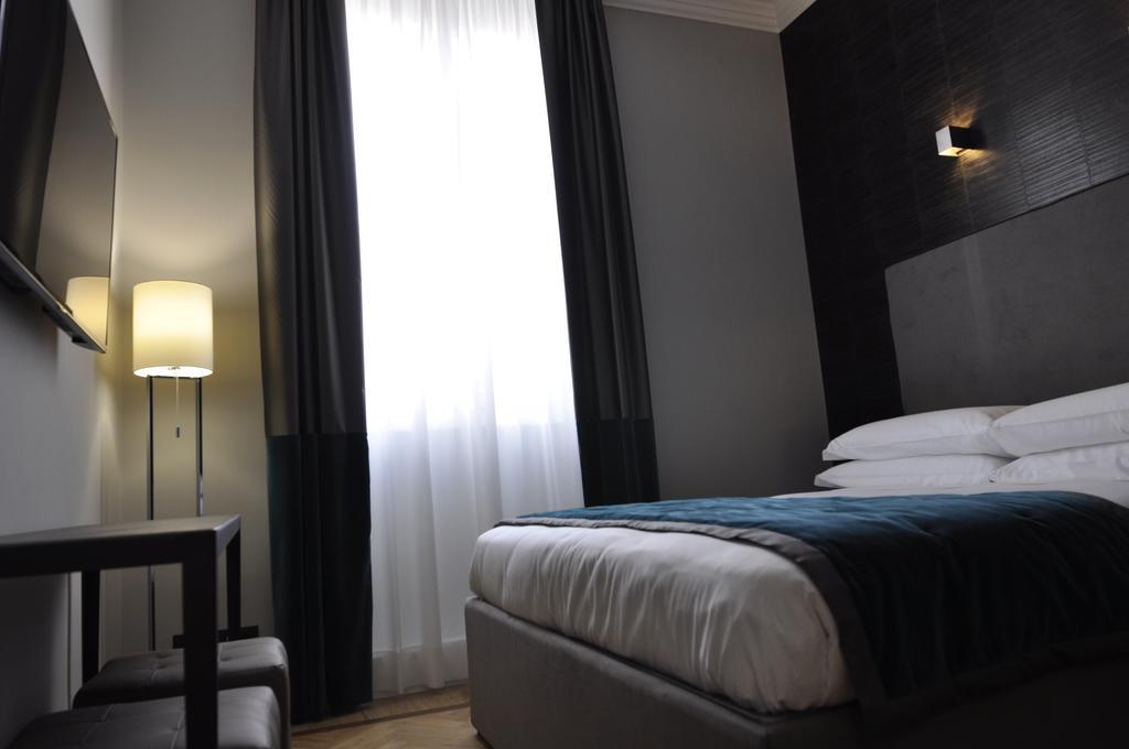 Place 24 Suites & Wellness Rome Bilik gambar