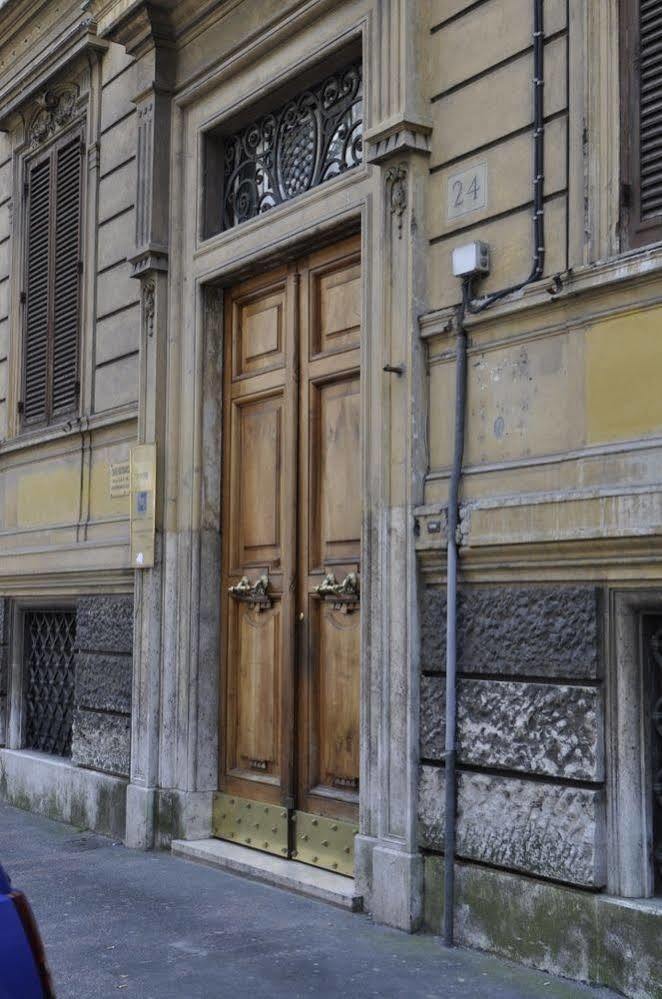 Place 24 Suites & Wellness Rome Luaran gambar